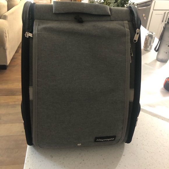 Innovative Traveler Bubble Backpack Pet Carriers for Cats and Dogs - black/gray - Picture 8 of 9